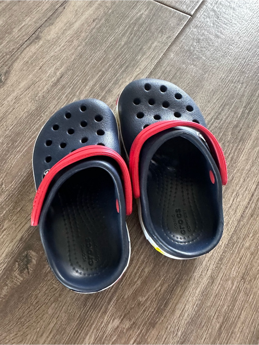 CROCS toddler Mickey Navy Clog with Red Strap and Multicolor Mickey Accents - Picture 3 of 4